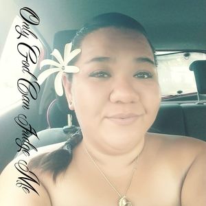 Meet your Posher, Celina